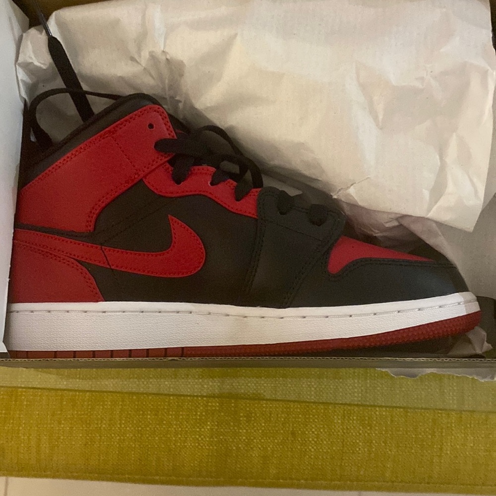 New Black-Red Air Jordan tennis